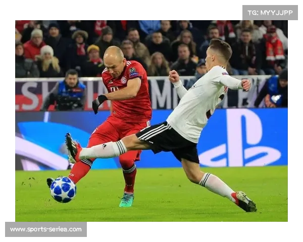 埃因霍温边后卫进攻积极 但防守漏洞可能被奥林匹亚科斯抓住